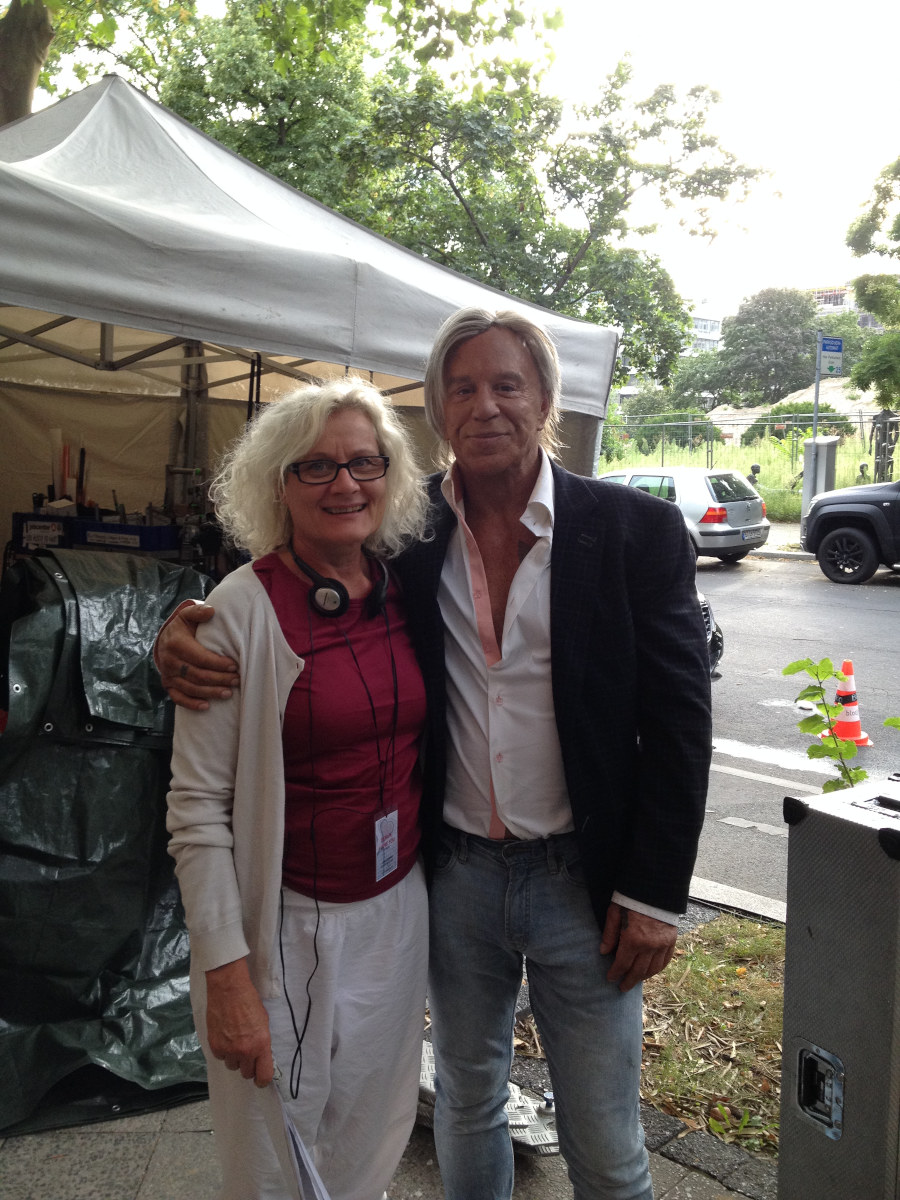 Dialect Coach - lena lessing